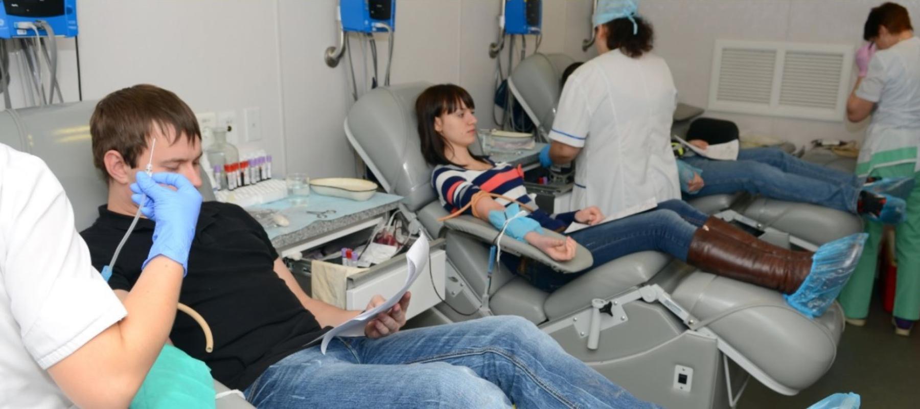 Dia Mundial del Donant de Sang 2023: Dona sang, dona plasma, comparteix la vida, comparteix-la freqüentment